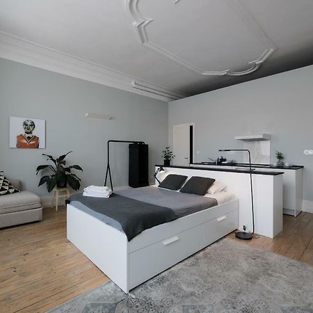 Baixa24 •P2R• Bright Apt In Vibrant Downtown Πόρτο Εξωτερικό φωτογραφία